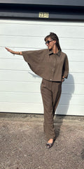 Ambika - Bruin Oversized Cape Jas