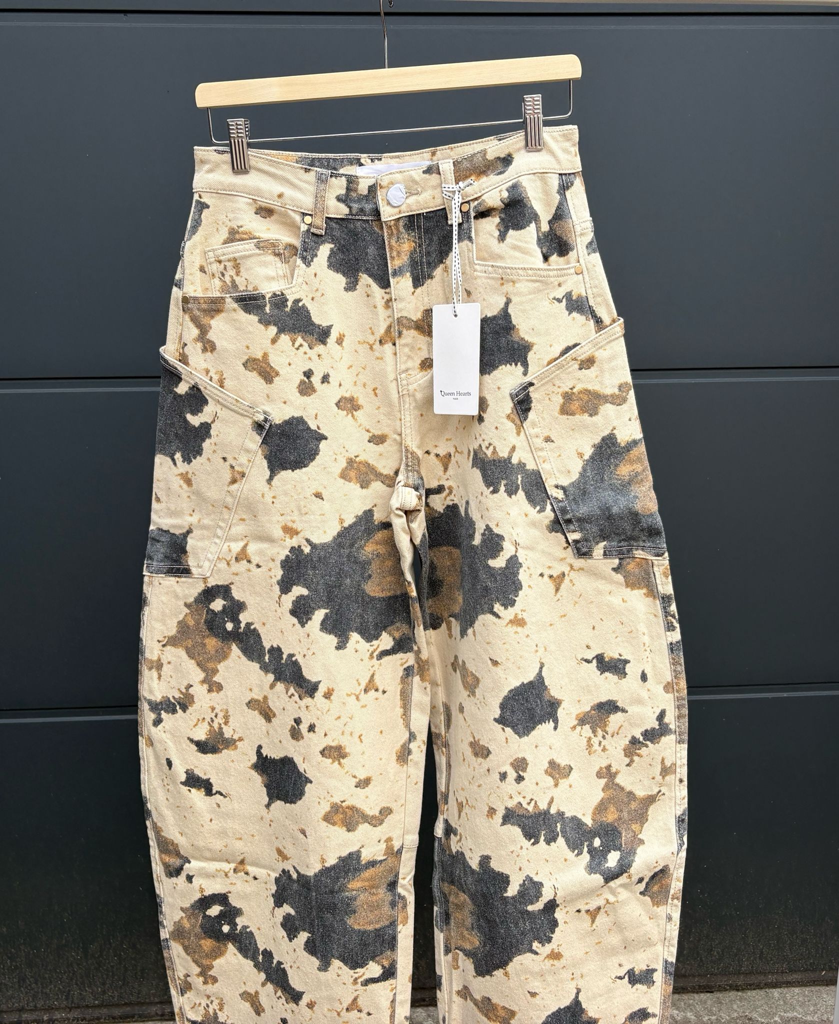 Queen Of Hearts - The Ballon 'Cow' Jeans