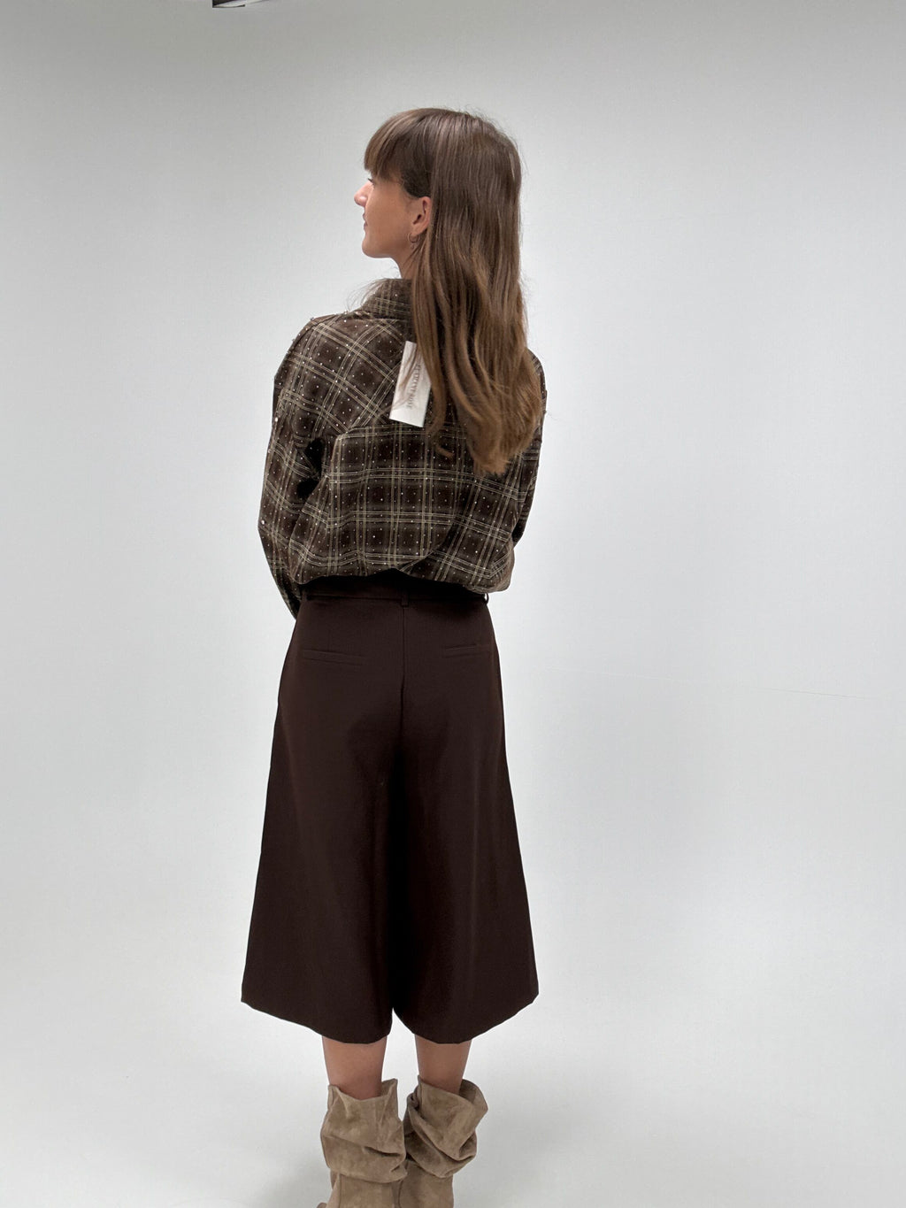Chocoladebruine short met wijde pijpen