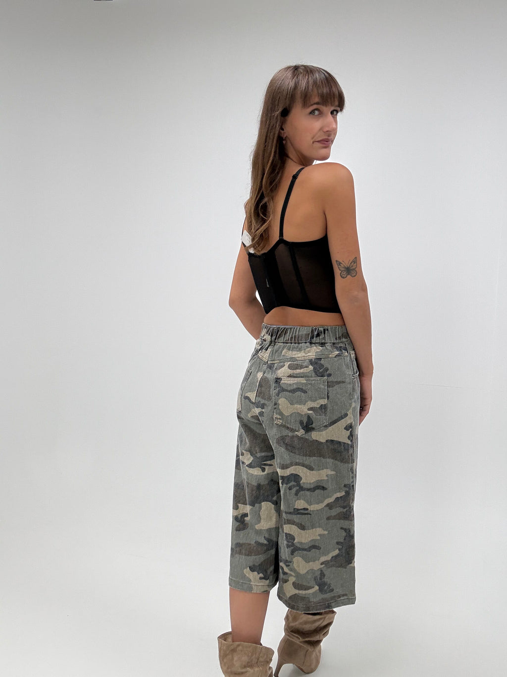 Leger short wide leg