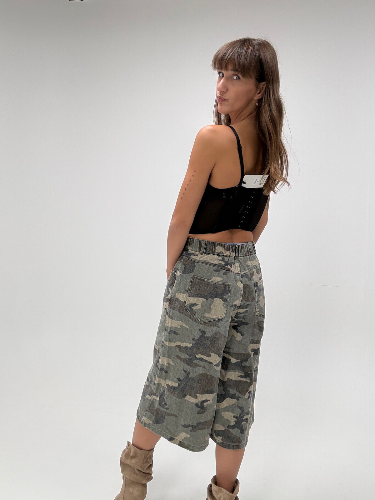 Leger short wide leg